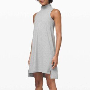 Women Lululemon Gone for the Week Dress in Heathered Core Light Grey Size Small